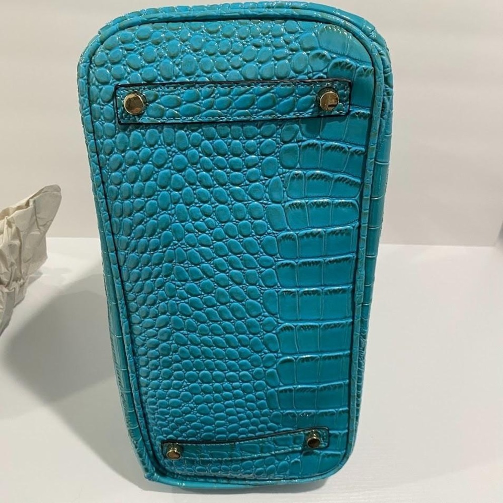 Beautiful Large De Vesi Faux Leather Crocodile Handbag Vegan Hand Bag NWT - Picture 10 of 16